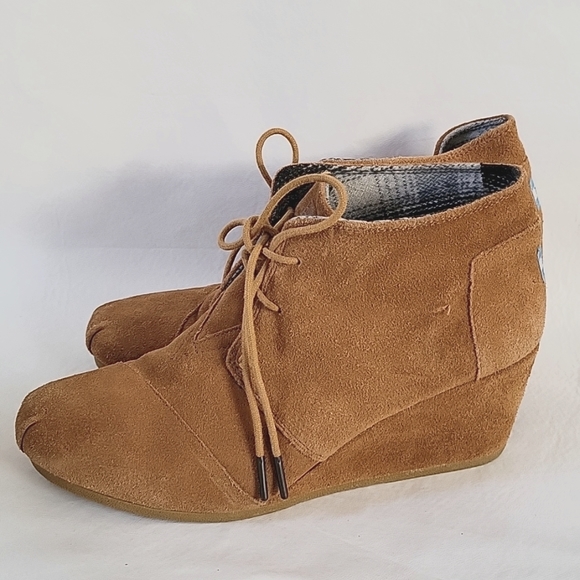 TOMS Tab Suede Lace-Up Wedge Boot Bootie Size 11 - Picture 4 of 14